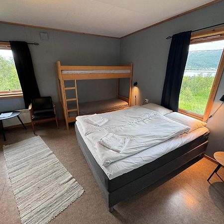 Skoghus Hostel Silsand Buitenkant foto
