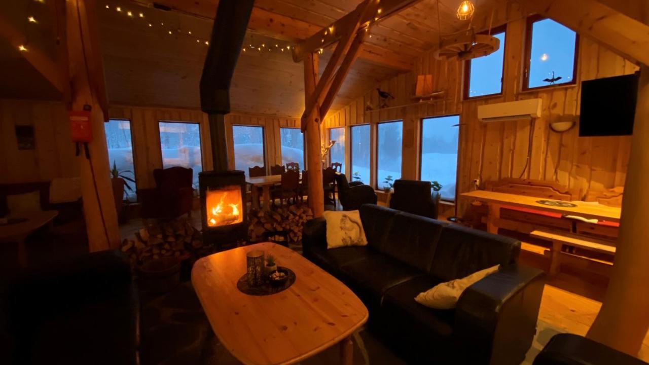 Skoghus Hostel Silsand Buitenkant foto