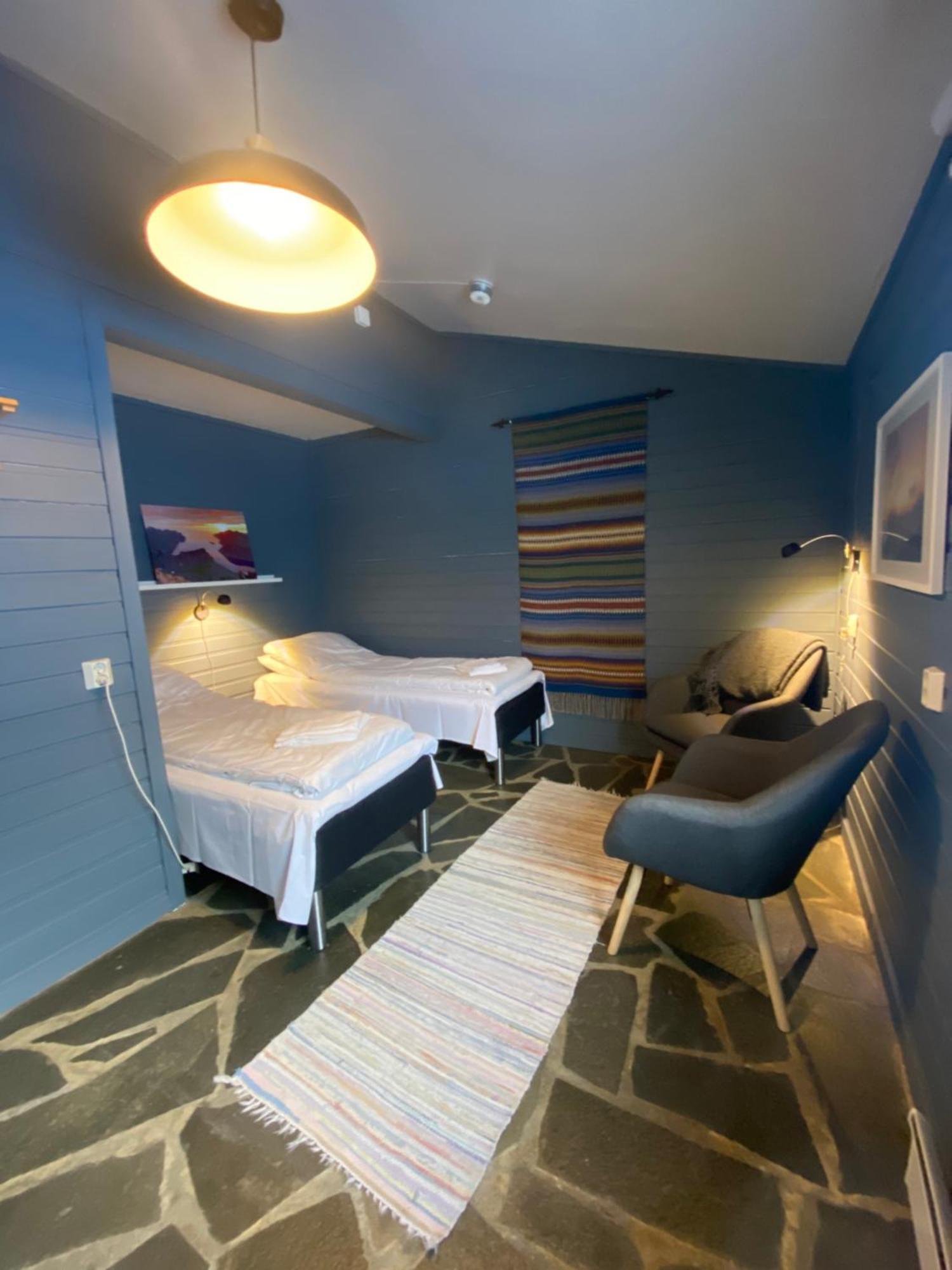 Skoghus Hostel Silsand Buitenkant foto