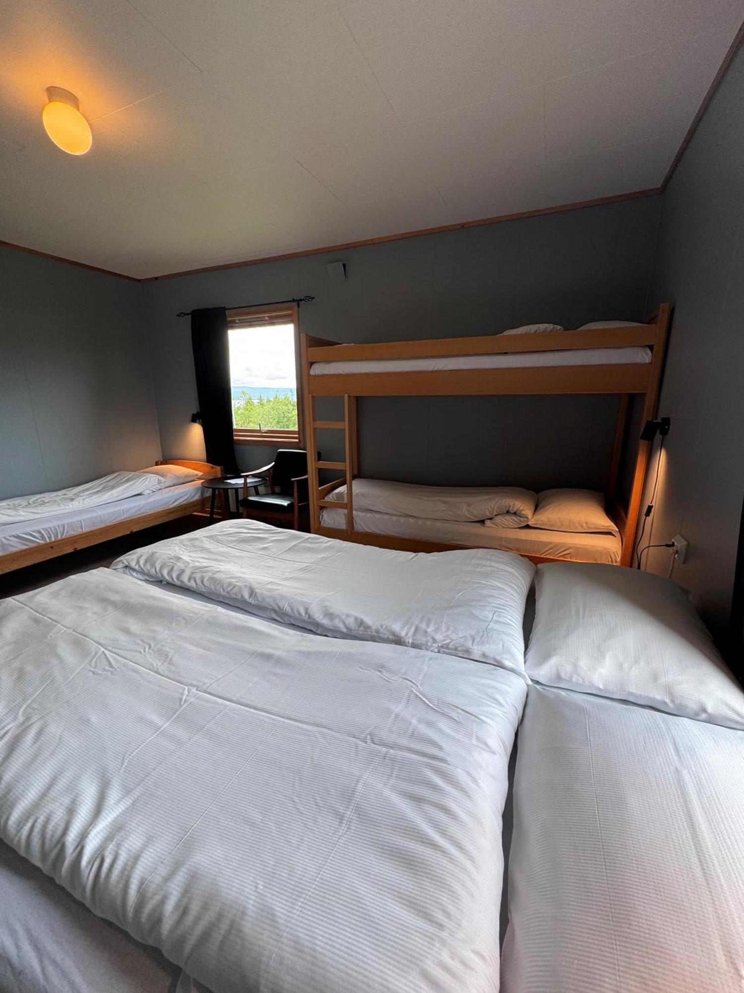 Skoghus Hostel Silsand Buitenkant foto