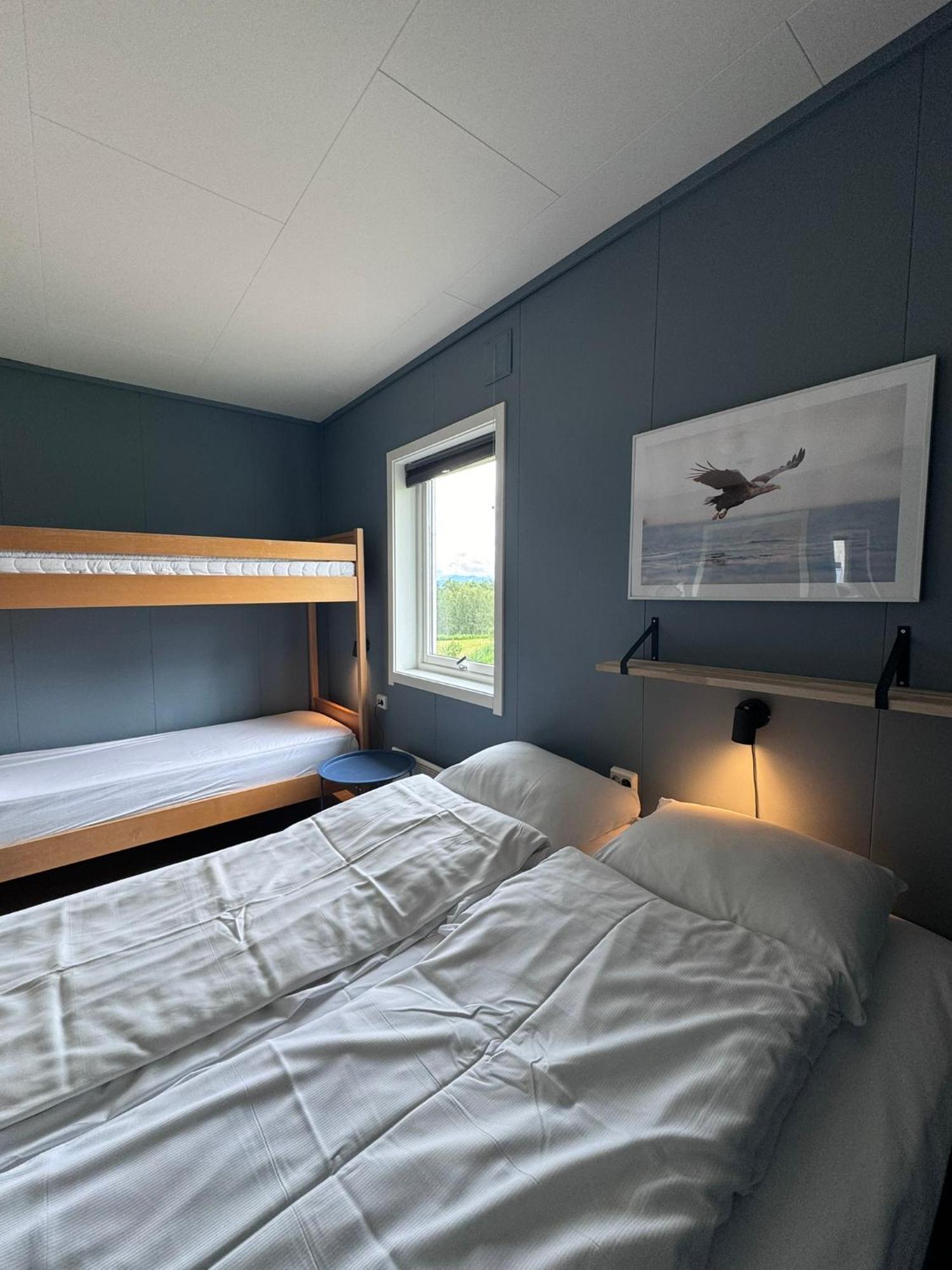 Skoghus Hostel Silsand Buitenkant foto