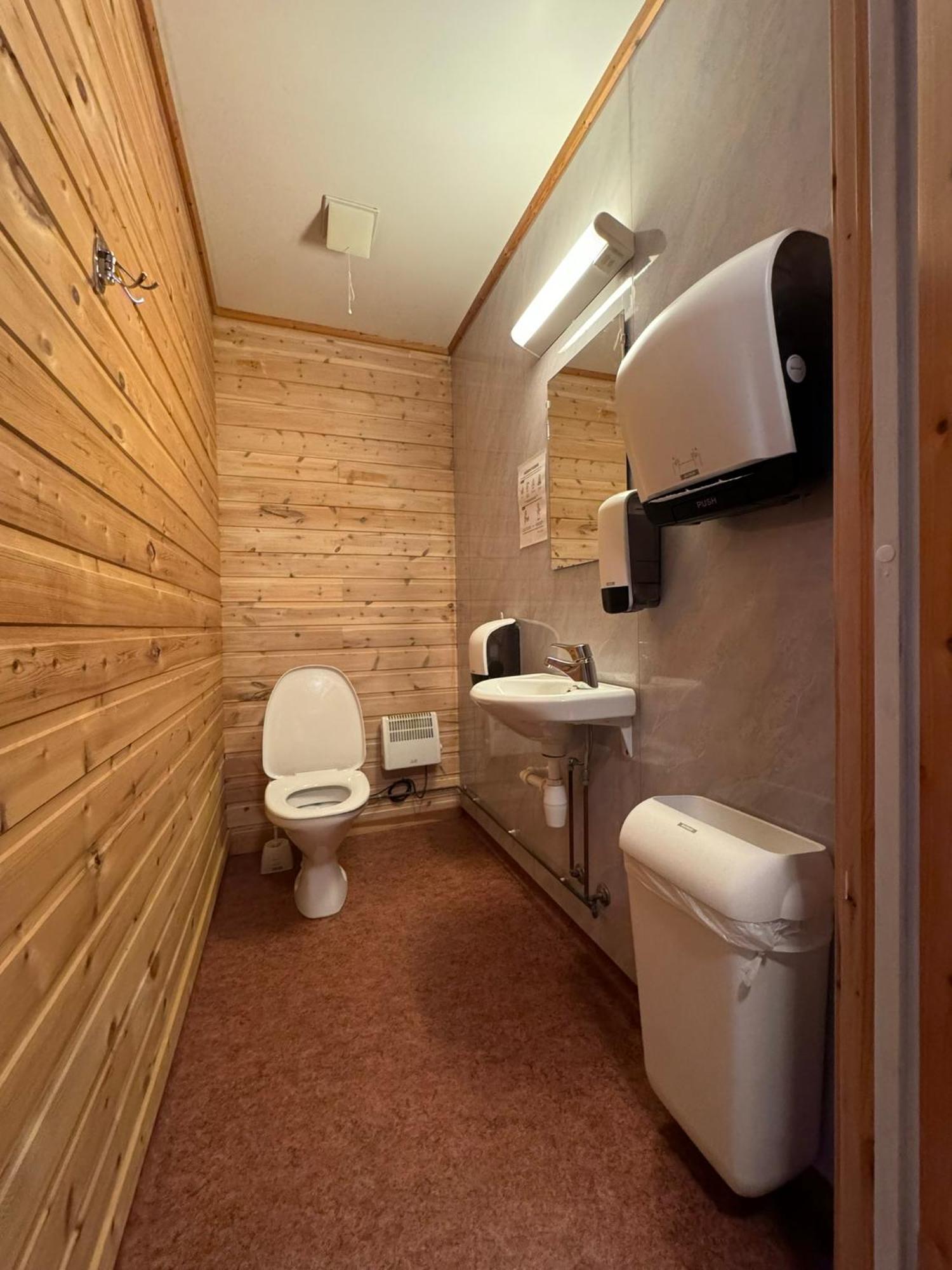 Skoghus Hostel Silsand Buitenkant foto